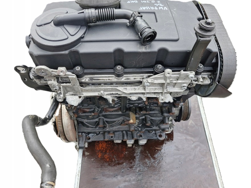 VW PASSAT B6 MOTOR 2.0 TDI BKP Riemenscheibenmotor + Einspritzdüsen Product image