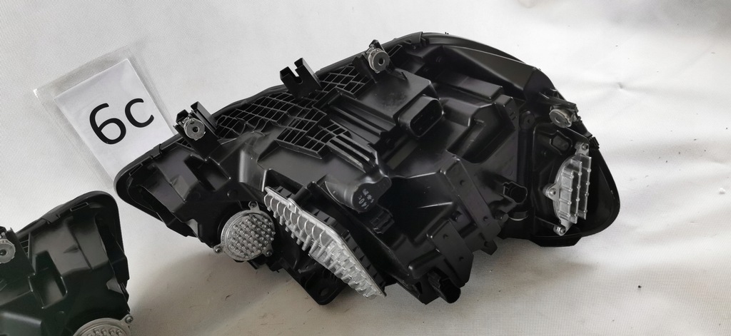 BMW F45 F46 LIFT VOLLLED LINKS RECHTS KOMPLETT Product image