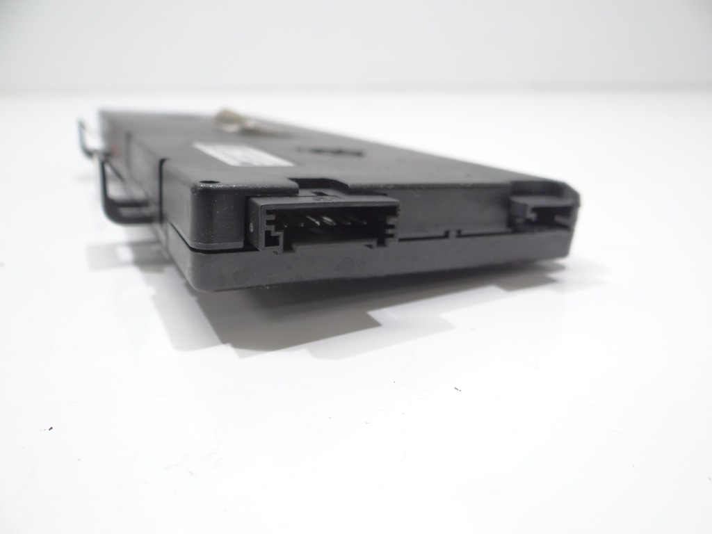 Diversity BMW X3 F25 OE 9276060 Antennenverstärker Product image