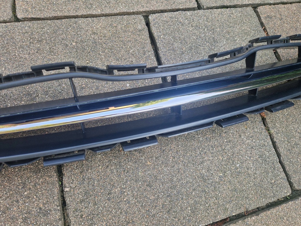 Nissan Micra K13 vor dem Aufheben der Front-Dummy-Chrom GG210-06830-A 10-2013 Product image