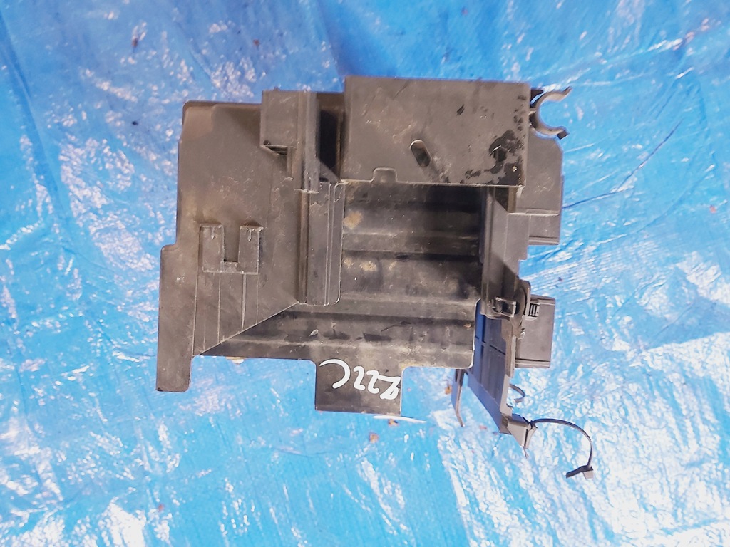 OPEL-PARTS Zafira C Astra J Batterieuntergehäuse 13354420 Product image