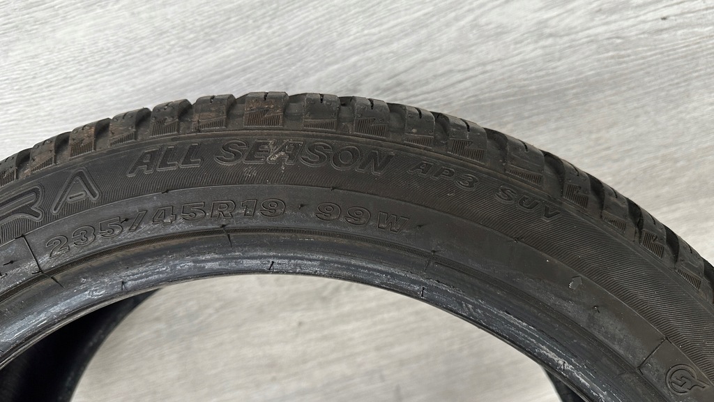 Maxxis Premitra AllSeason AP3 SUV-Reifen 235/45R19 99W 6,0 mm JAHR 2022 Product image