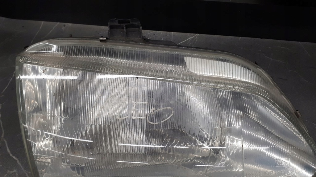 Renault Megane rechter Frontscheinwerfer Product image