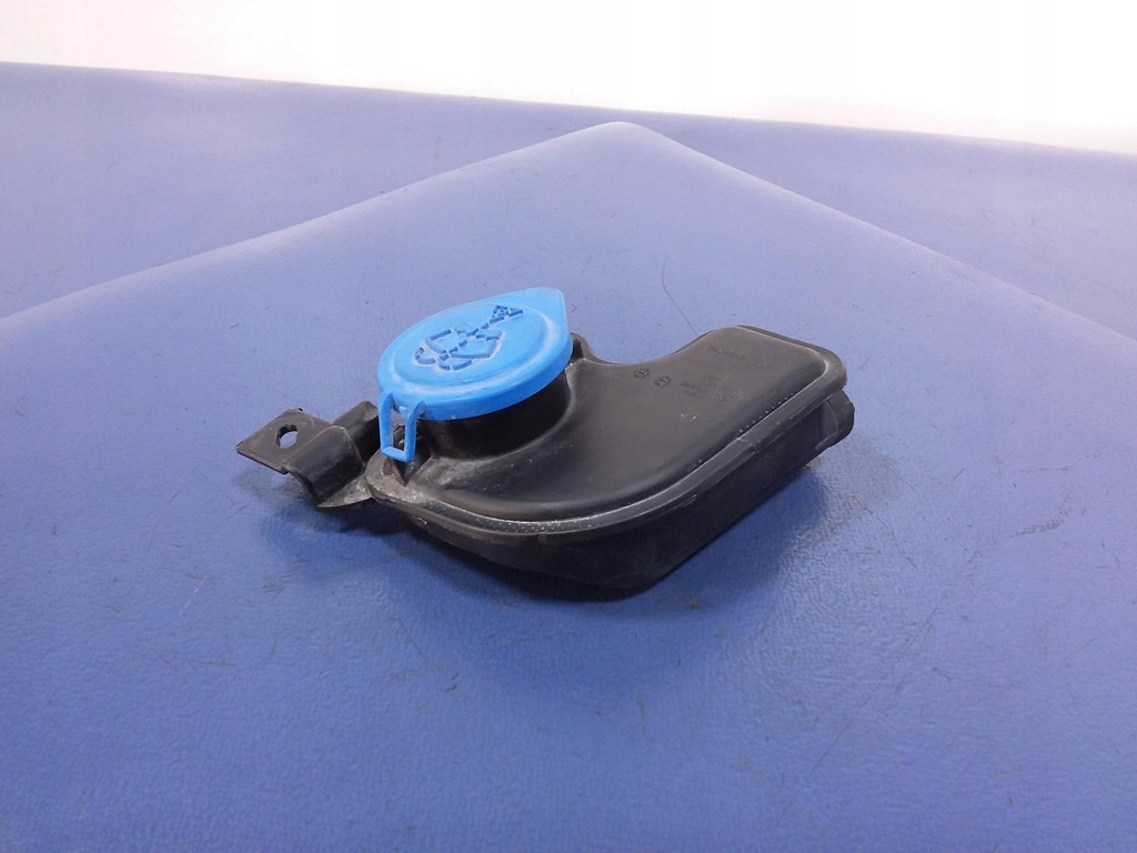 BMW X7 G07 WASHER RESERVOIR FÜLLSTÜCK 7361809 Product image