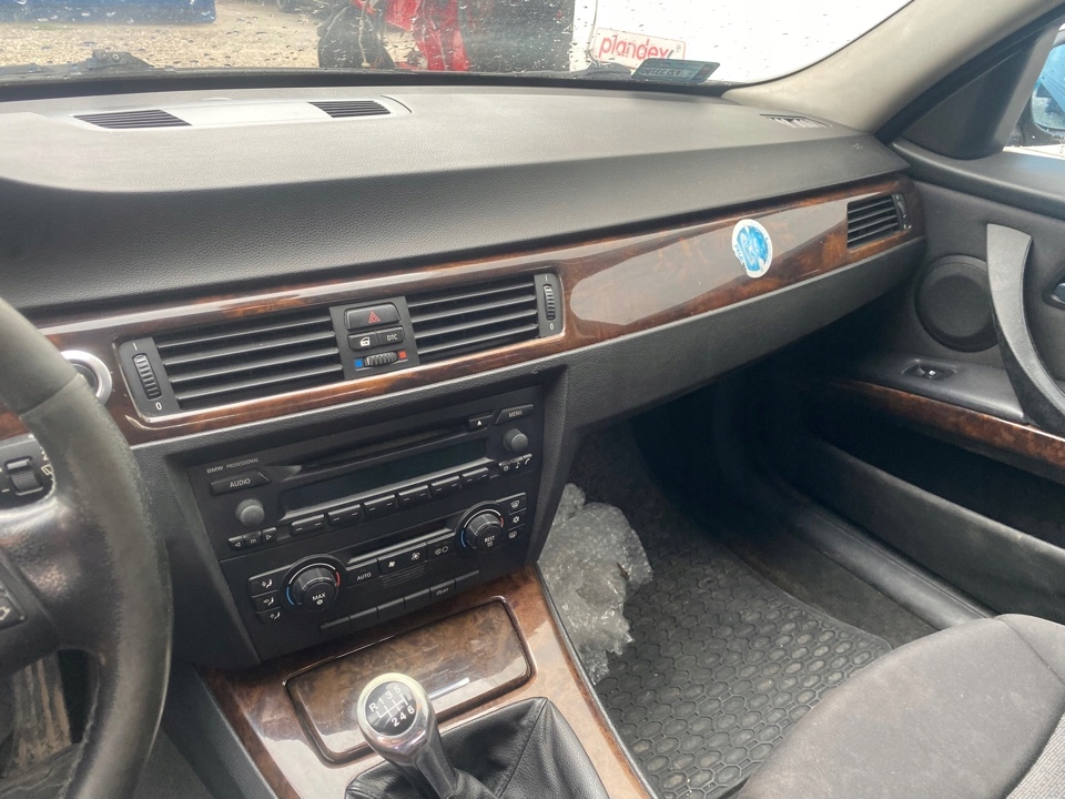 BMW E90 E91 2.0D Armaturenbrett, Konsolenpolster Product image