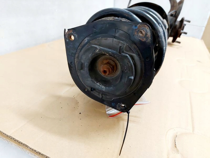 QASHQAI I J10 1.5DCI MCPHERSON LINKER VORNE Achsschenkel LINKER NABEN-STOSSDÄMPFER Product image