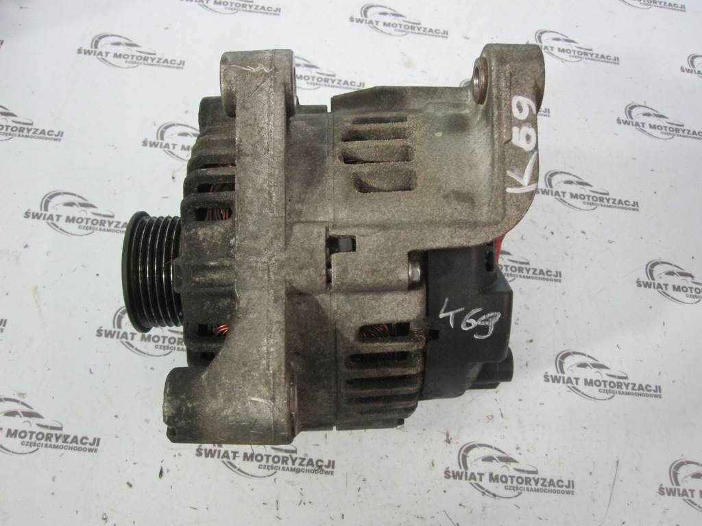 BMW E91 2.0d M47D20 163 km 06R Generator TG15C093 2543390A Product image