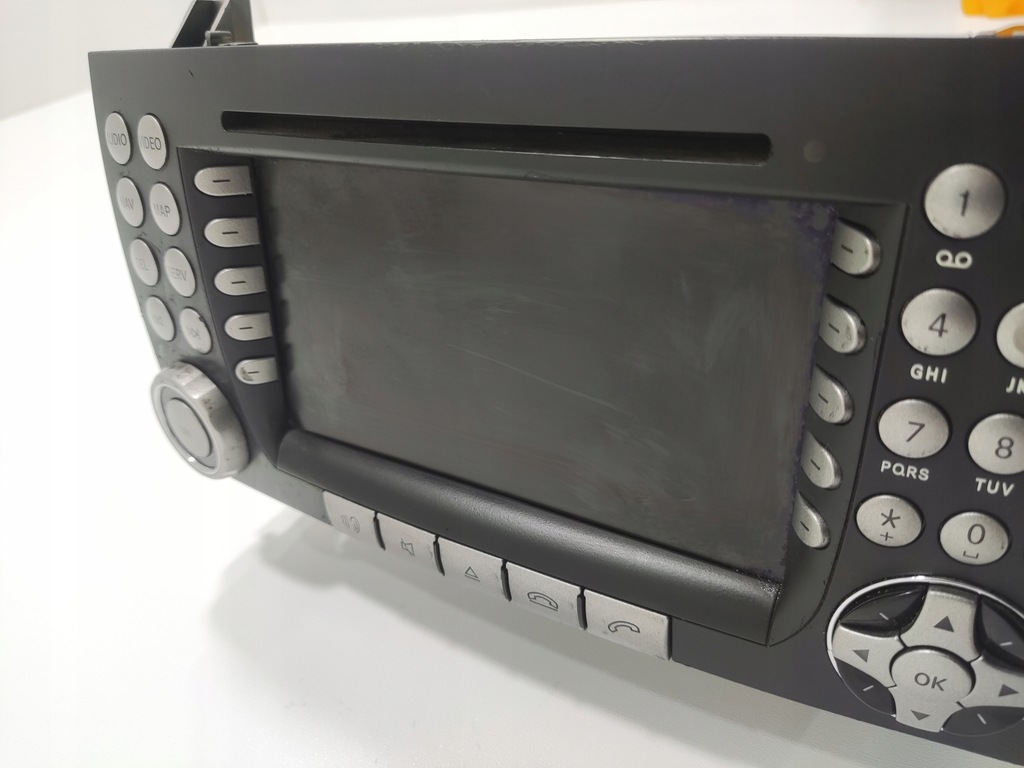FABRIK-RADIO-NAVIGATION MERCEDES SLK II W171 R171 A1718202989 2004–2011 Product image