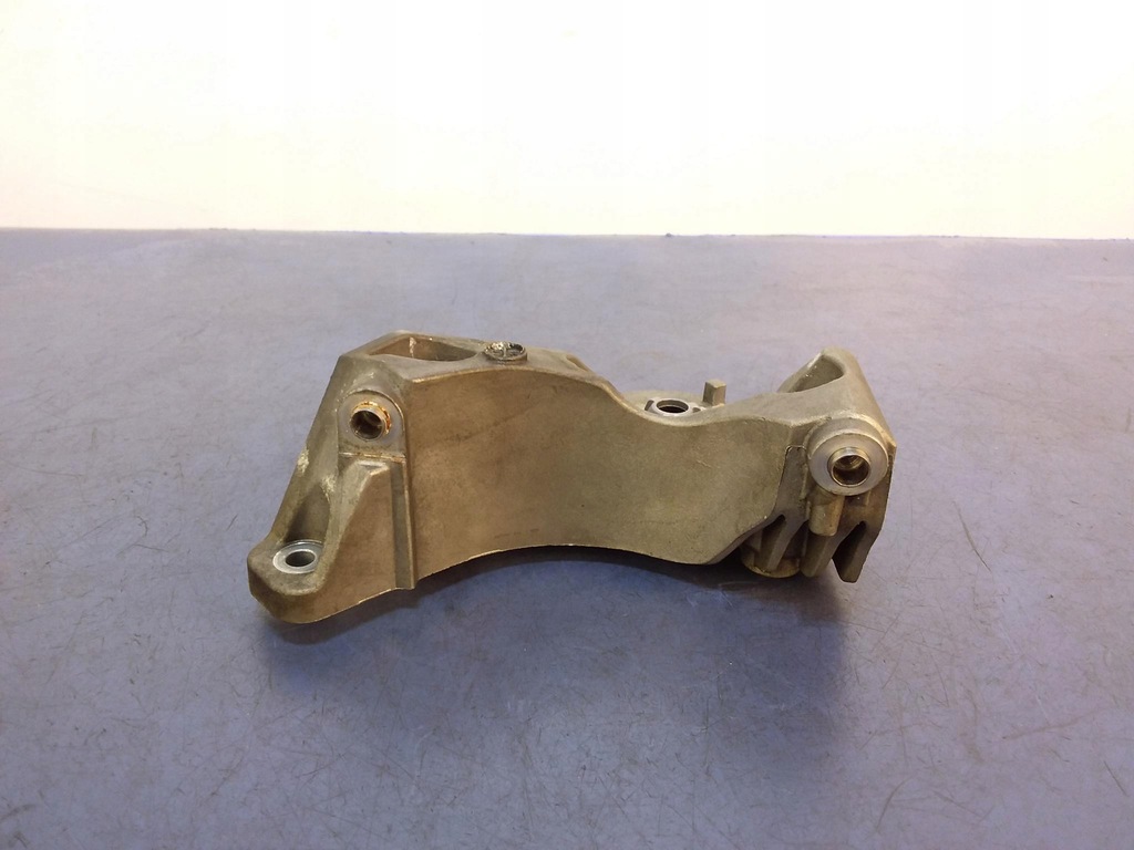 BMW 5 G30 4.4 KLIMAANLAGE KOMPRESSORARM 7646904 Product image