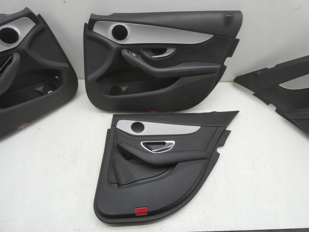 MERCEDES C-KLASSE W205 SEDAN EUROPE SEATS SEAT SIDE SIDES Product image