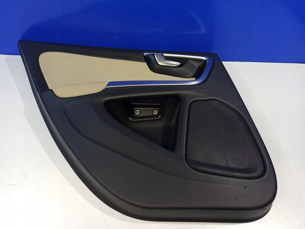 Volvo S60 2015 Türverkleidungen hinten links Product image