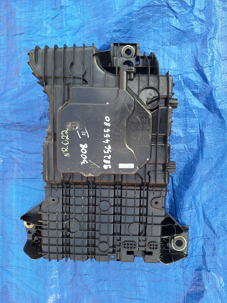 ADBLUE-TANK PEUGEOT 3008 II Product image
