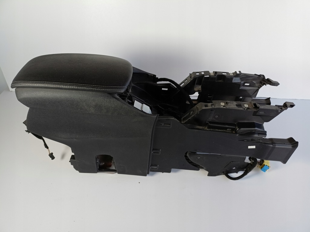 CITROEN DS5 MITTELTUNNELARMLEHNE EUROPA Product image