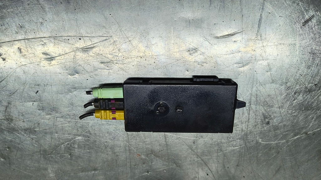 BMW F22 Antennenverstärker 9231179 Product image
