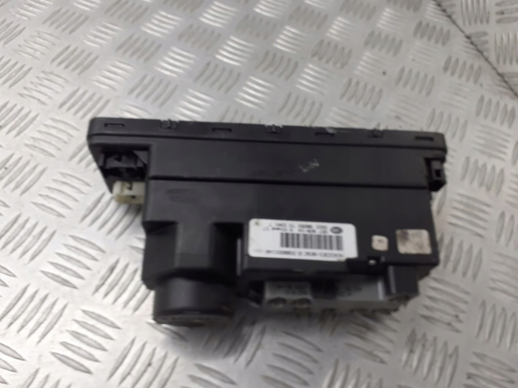 ZENTRALVERRIEGELUNGSPUMPE MERCEDES W208 CLK200 2088001148 Product image