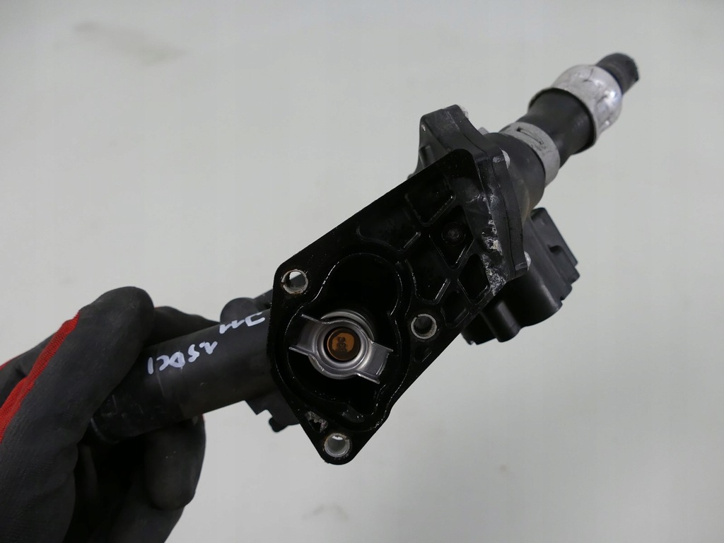 NISSAN QASHQAI J11 1.5 DCI THERMOSTATGEHÄUSE Product image