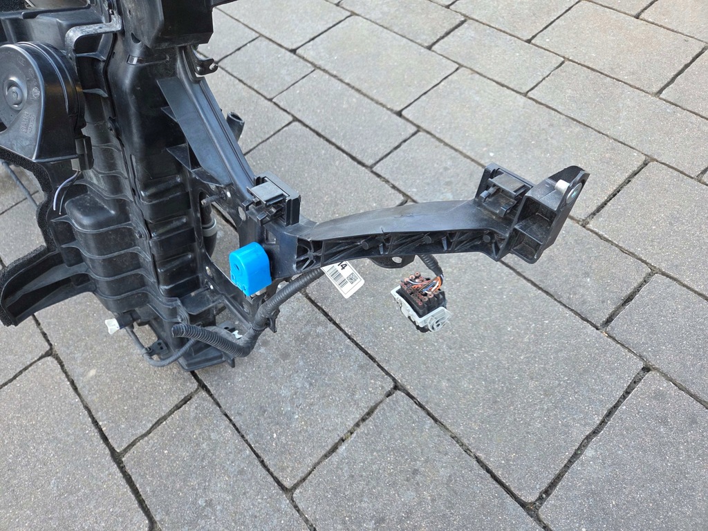 Kia Xceed 1,6 GDI Hybryda -Gürtel Vorderer Kühlschränke Lüfter 2020r Product image