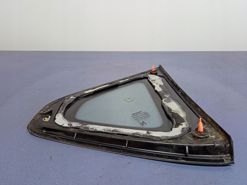 NISSAN PULSAR 14 - Karosseriefenster, hinten links Product image