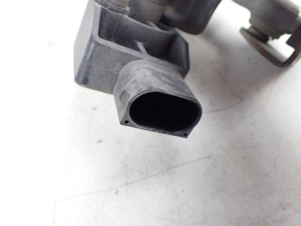 XENON-NIVEAUSENSOR RECHTS HINTEN AUDI A8 S8 D3 5.2 KURZ 4E0616572D Product image