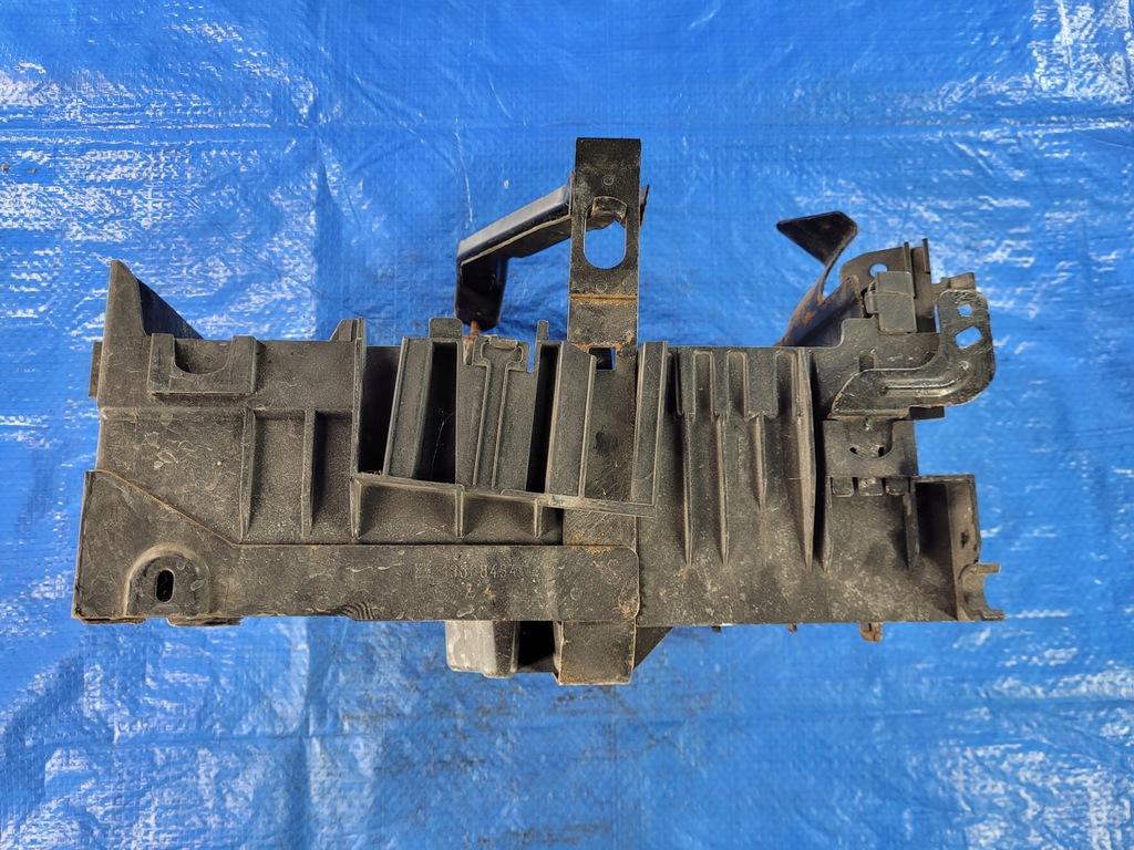 Opel-Czari Astra J Zafira C Wohnbasis der Batterie 13354420 Product image