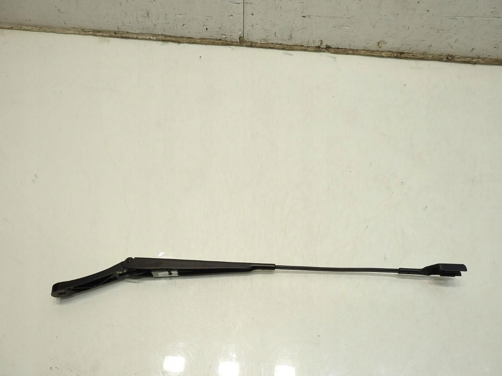WISCHERARM RECHTS VW PASSAT B6 LIFT 3C1955410B Product image