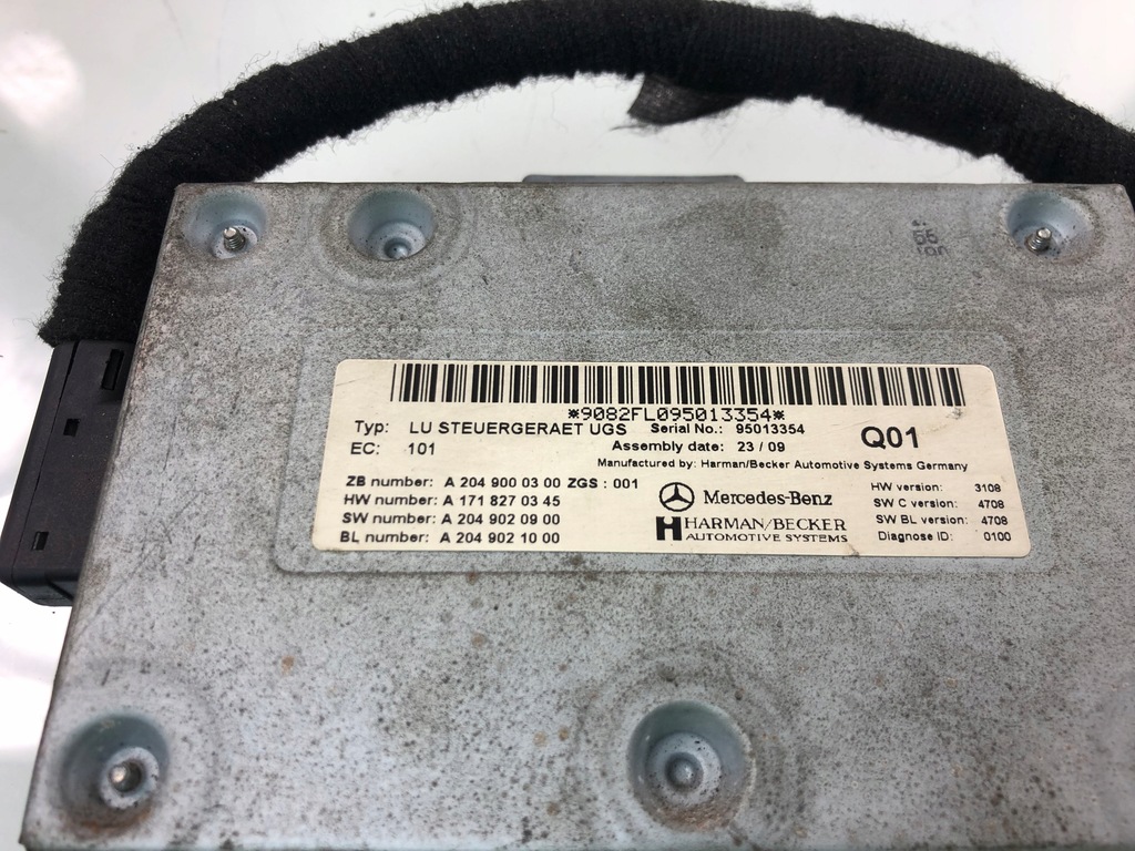 MERCEDES W221 NAVIGATIONSMODUL A2049000300 Product image
