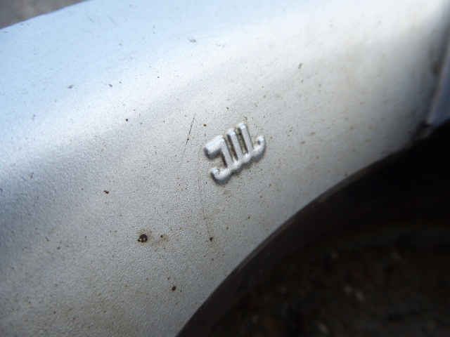 QASHQAI I J10 ACENTA LEICHTMETALLRAD ALUMINIUMFELGENKAPPE 16X6,5 Product image