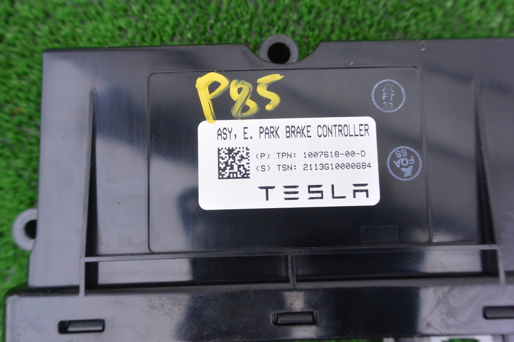 HANDBREMSMODUL TESLA MODEL S 12-16 Product image