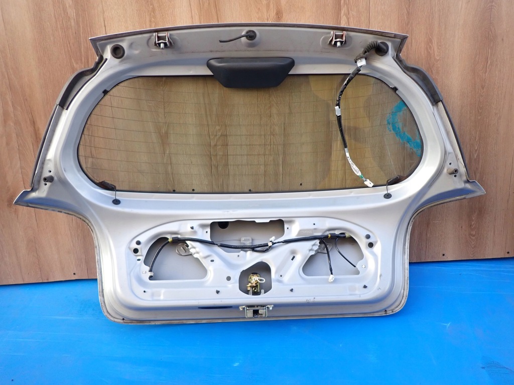 TOYOTA YARIS JP 99-05 KOFFERRAUMDECKELFENSTER 199 Product image