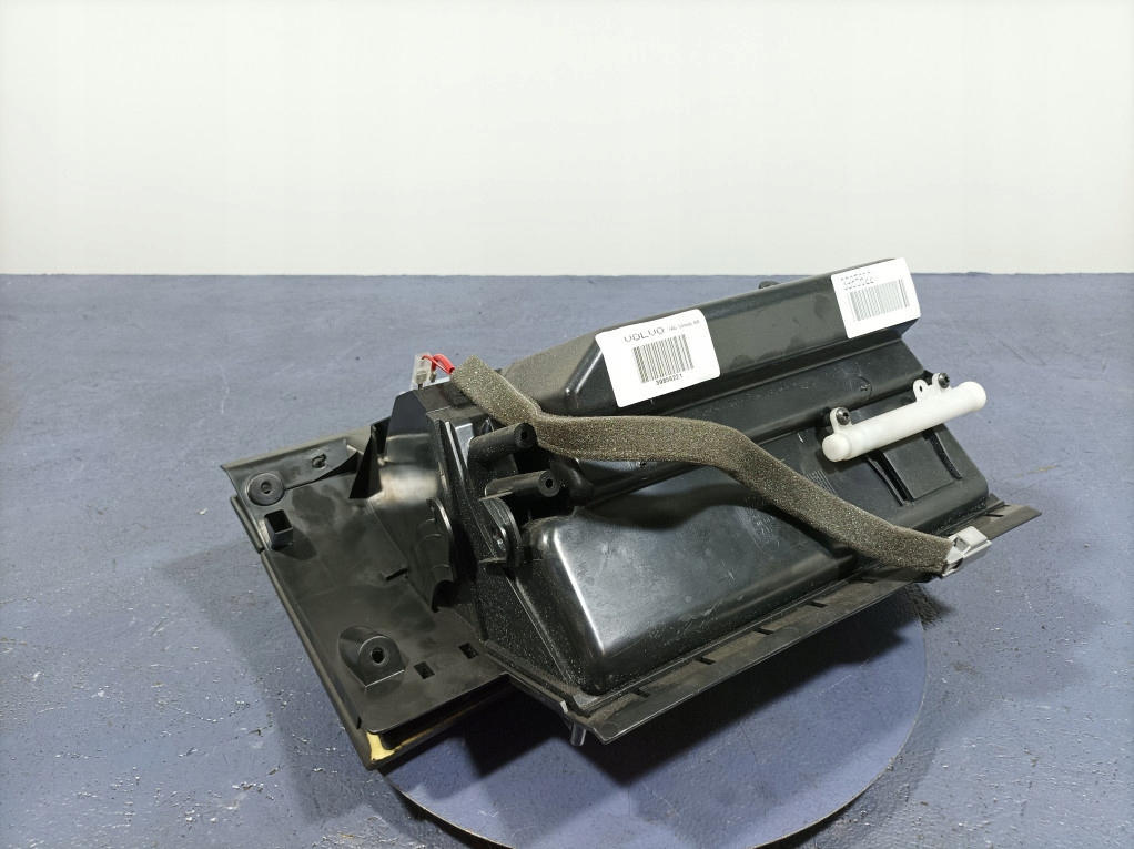 Volvo XC90 und Lift -Passagierschuhe EU 3409421 3409563 Product image