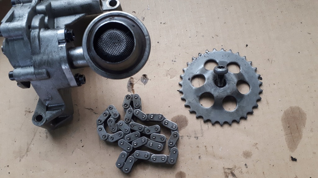 A4 B7 ÖLPUMPE TOPRAN 2.0 TFSI BGB BUL A6 C6 Product image