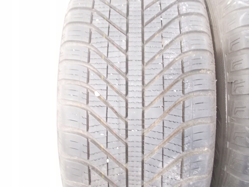 GOODYEAR VECTOR 4SEASONS REIFEN 205/50/17 93V 2018 GANZJÄHRIG Product image