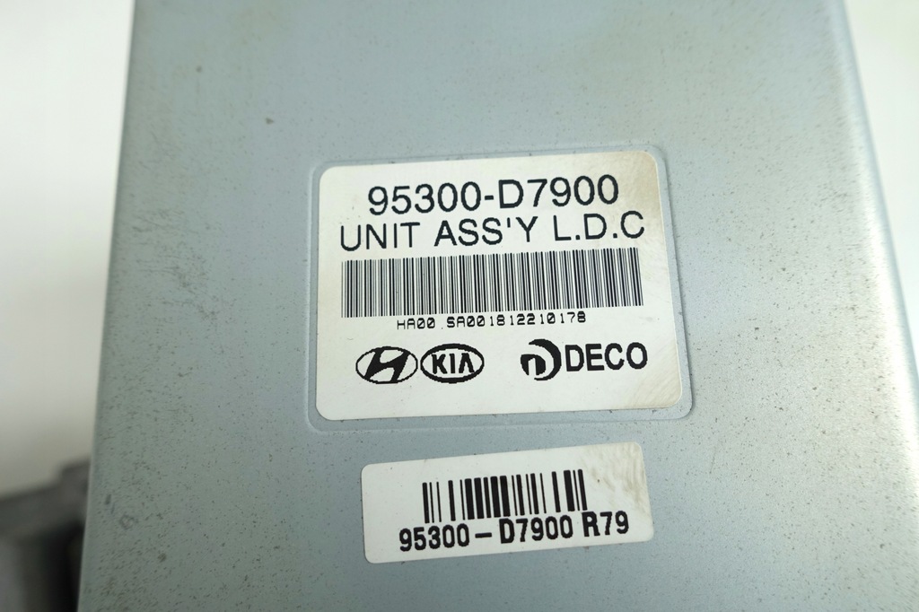 COMPUTER HYUNDAI TUCSON 2 LIFT 2.0 CRDI 0281031577 Product image