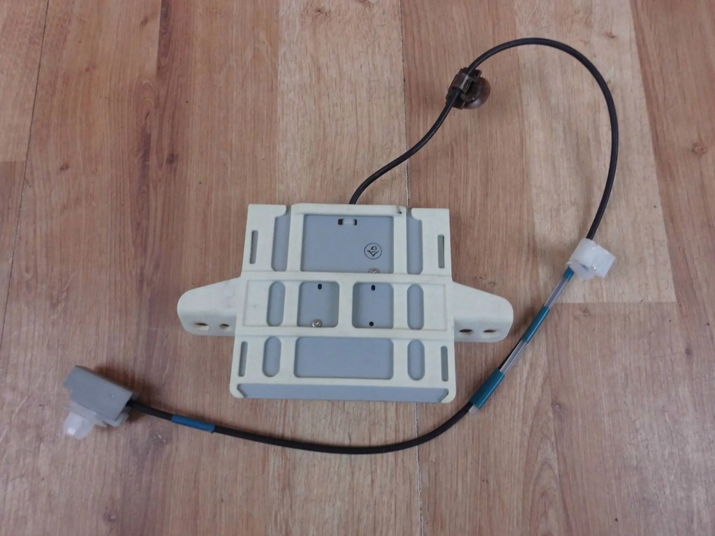 Toyota RAV4 IV GPS-Navigationsantennen-Controller-Modul 86860-42042 Product image