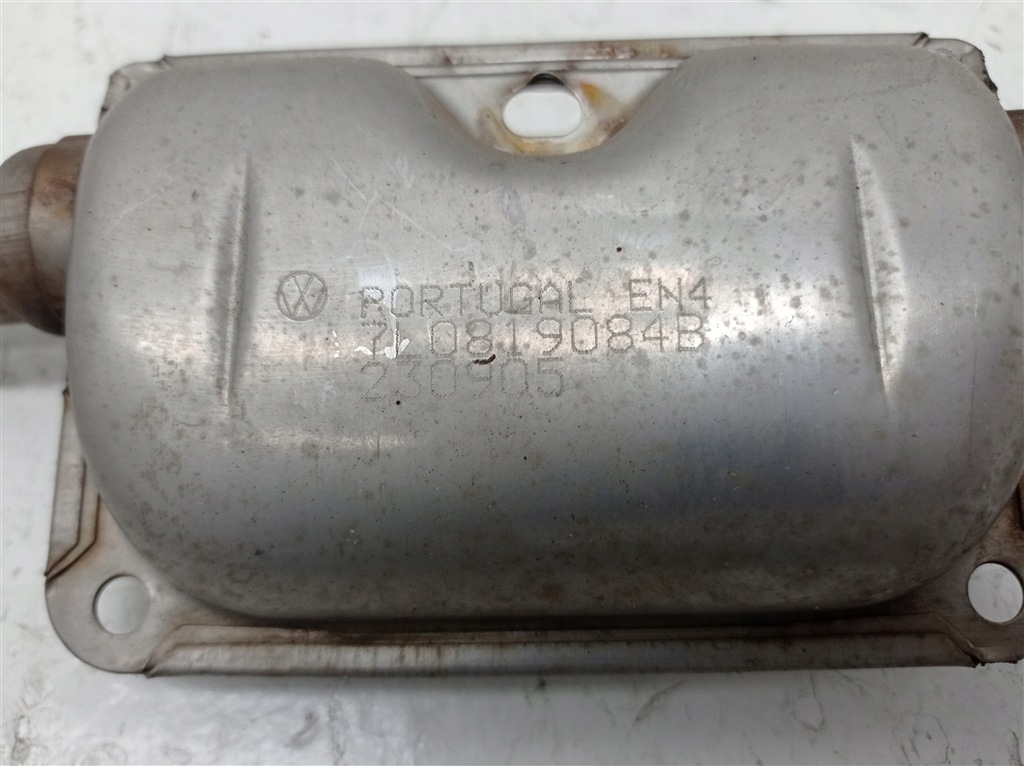 WEBASTO SCHALLDÄMPFER VW TOUAREG I 7L 7L0819084B Product image