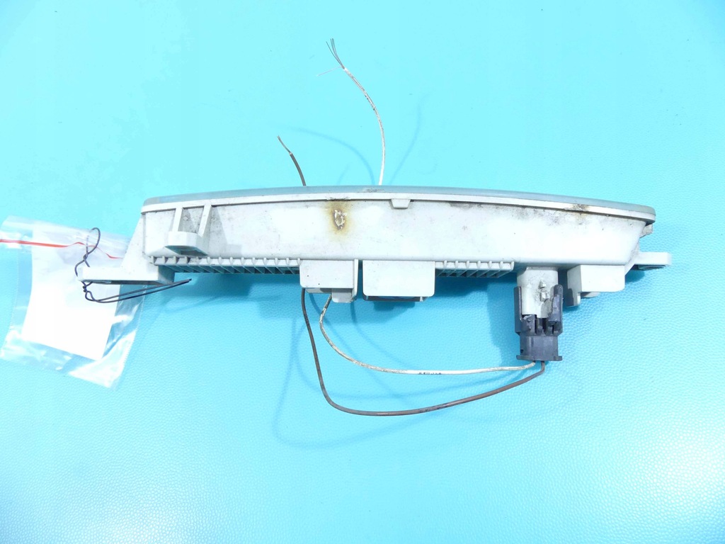 TAGFAHRLICHT DRL LINKS PEUGEOT 301 Product image