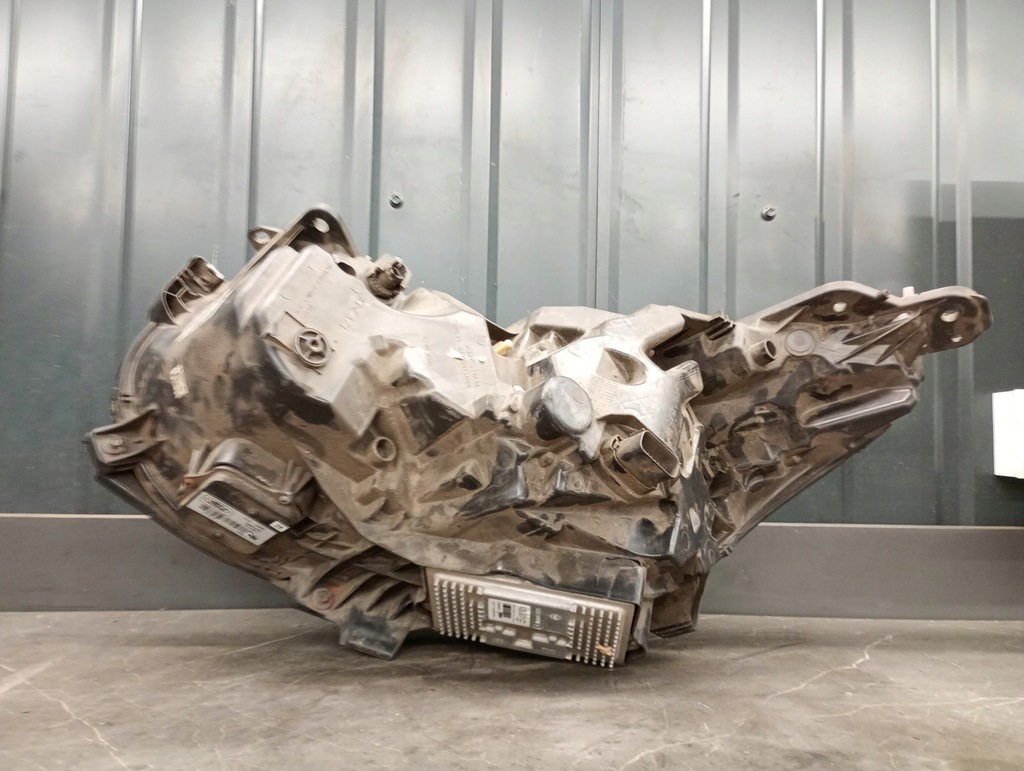 EM2B-13W029-CM Righer Ford S-Max MK2 2017 Vollständiger Scheinwerfer Product image