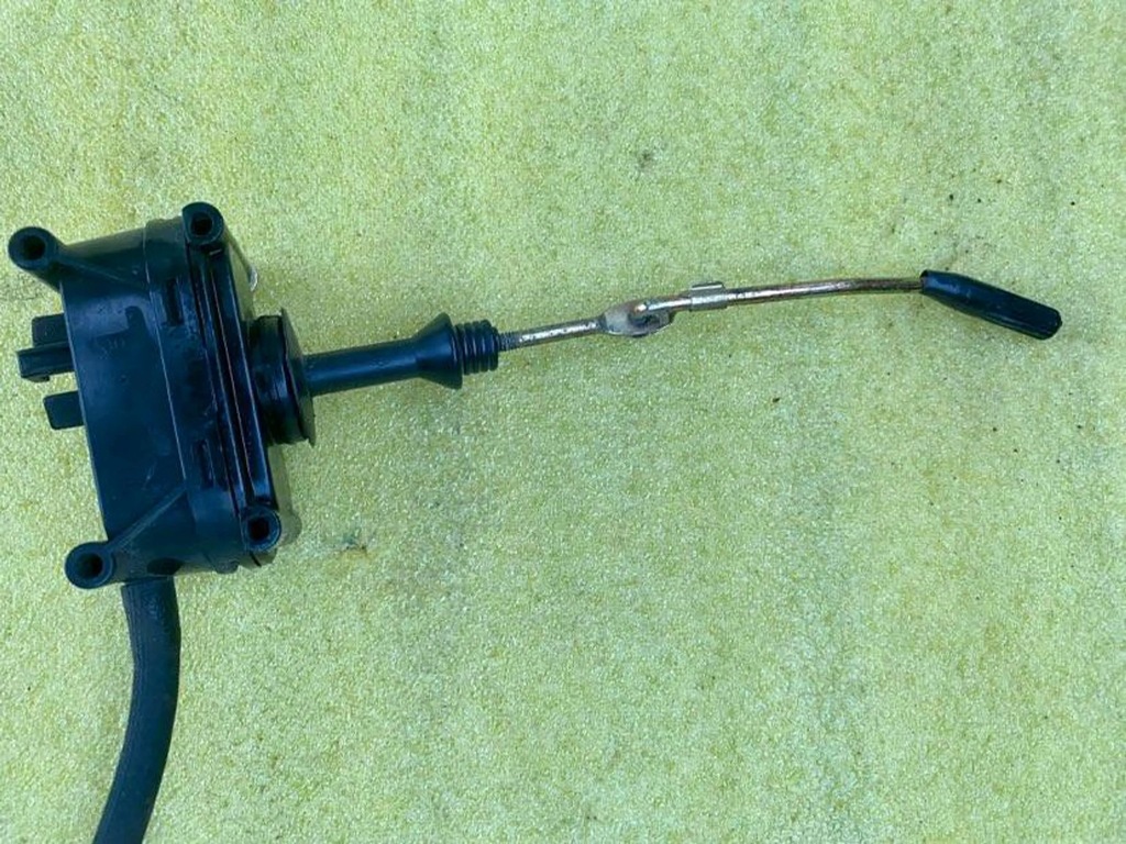 Mercedes-Benz W124 Zentralverriegelungsaktuator Product image