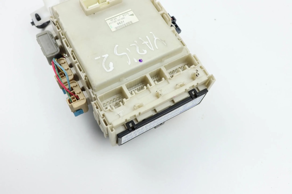 TOYOTA YARIS II-MODUL-SICHERUNGSKASTEN 82730-52700 Product image