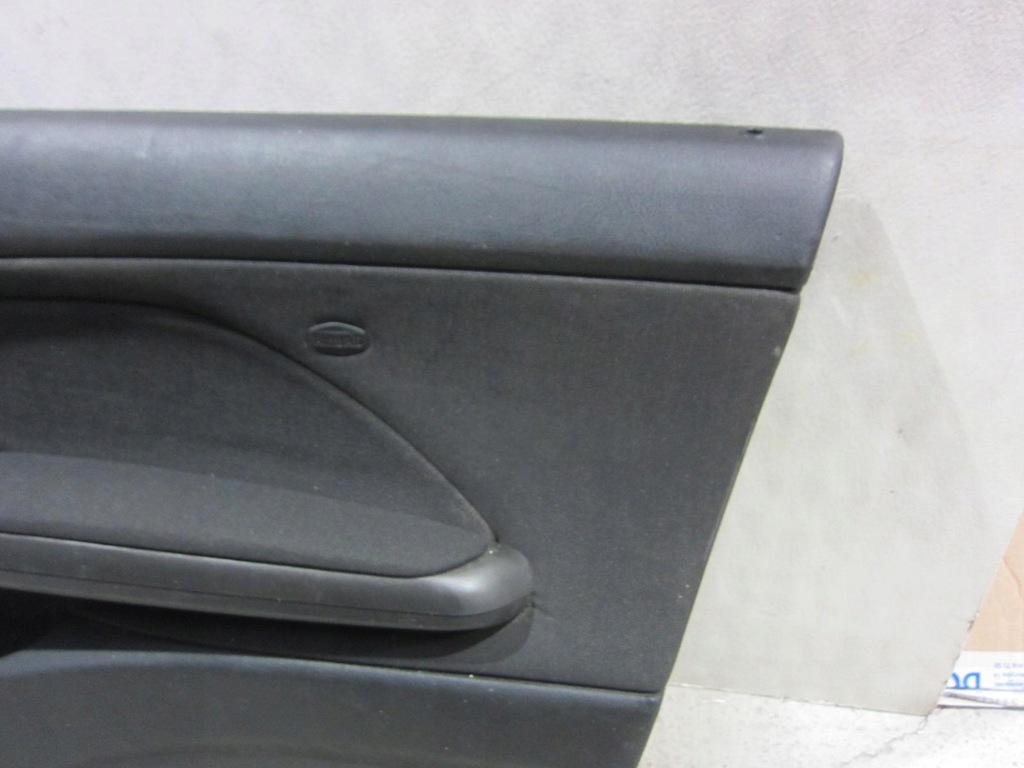 BMW E46 COUPE CABRIO SEITE, RECHTE TÜRPOLSTERUNG Product image