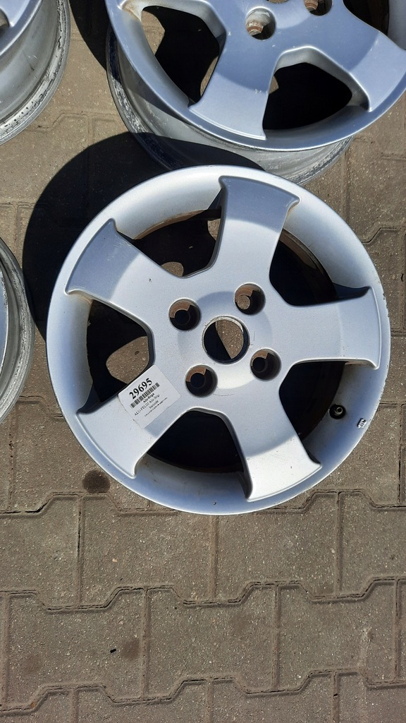 MITSUBISHI LEICHTMETALLFELGEN 4X114,3 6JX15 ET 46 Product image