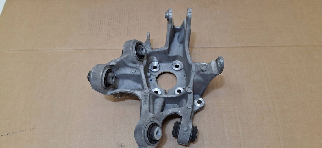 Hinterherer Schalter Tesla S Plaid 1420416-00-J Product image