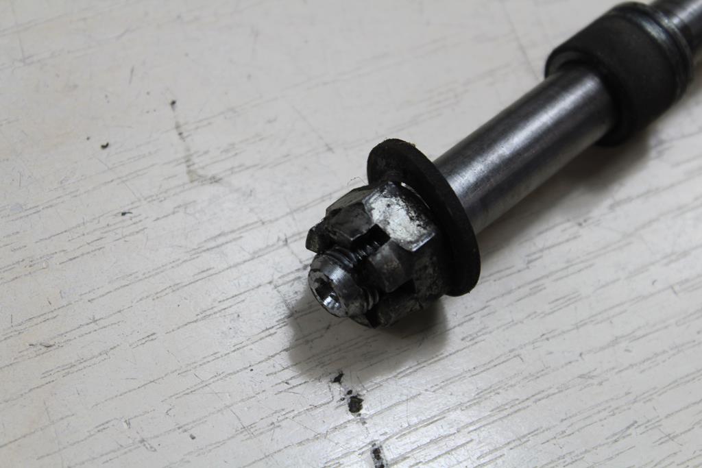 Yamaha XZ550 Radachsfelgen vorne 5/250 Product image