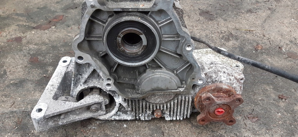 BMW E46 325xi 330xi 330xd NV124 GETRIEBEREDUZIERGERÄT Product image