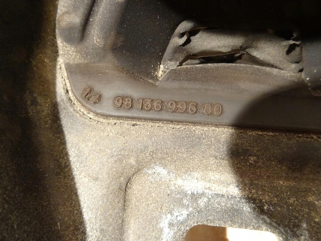 PEUGEOT 3008 II PAW GETRIEBEKISSEN Product image