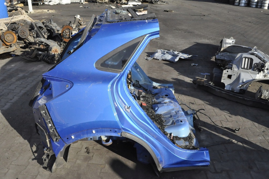 FORD PUMA II MK2 GESAMTES HINTERES ASS-BAD HINTERER RIEMEN LINKS RECHTS VIERTEL Product image