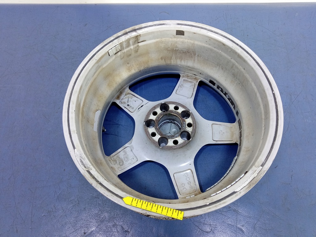 MERCEDES W210 Alufelgen 8JX18 5X112 ET30 Product image