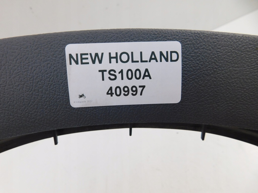NEW HOLLAND TS 100A COCKPIT-ZÄHLABDECKUNG Product image
