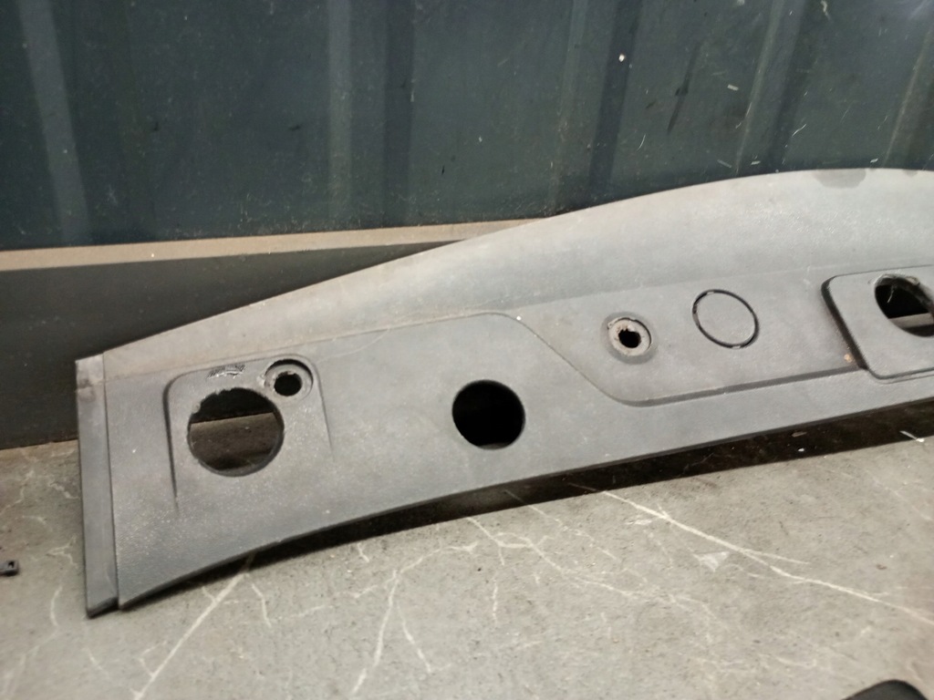 8200116717 Renault Megane II vordere Gürtelabdeckung Product image