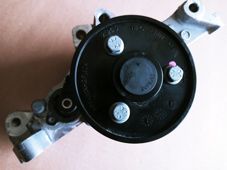 BMW Łapa Wasserpumpe 730Li G11 G12 Leistung 190 kW 258 km Laufleistung 10 km Product image